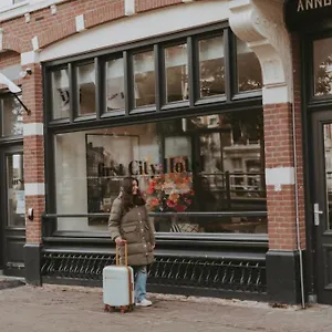 Hotel Boutique First, Haia