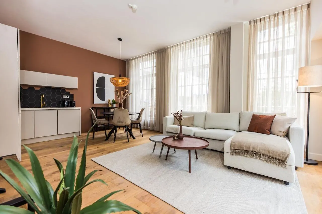 Excellent Listing 'Shiraz' Apartment The Hague