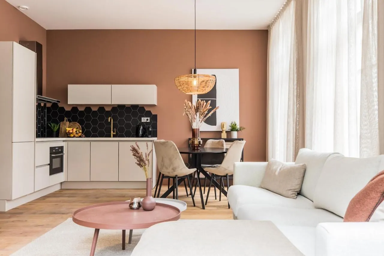 Excellent Listing 'Shiraz' Apartment The Hague
