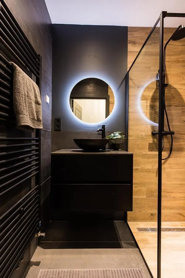 Excellent Listing 'Shiraz' Apartment The Hague