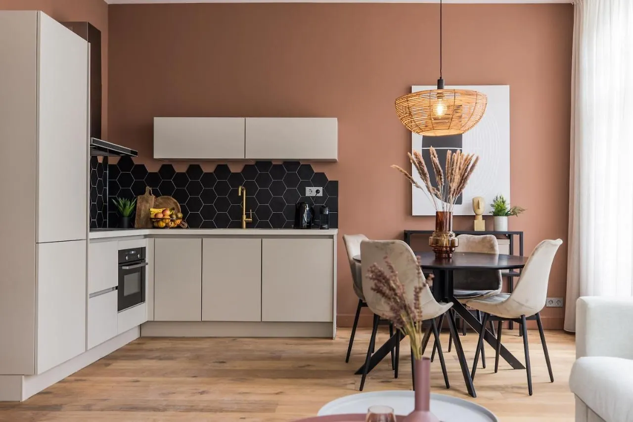 Excellent Listing 'Shiraz' Apartment The Hague