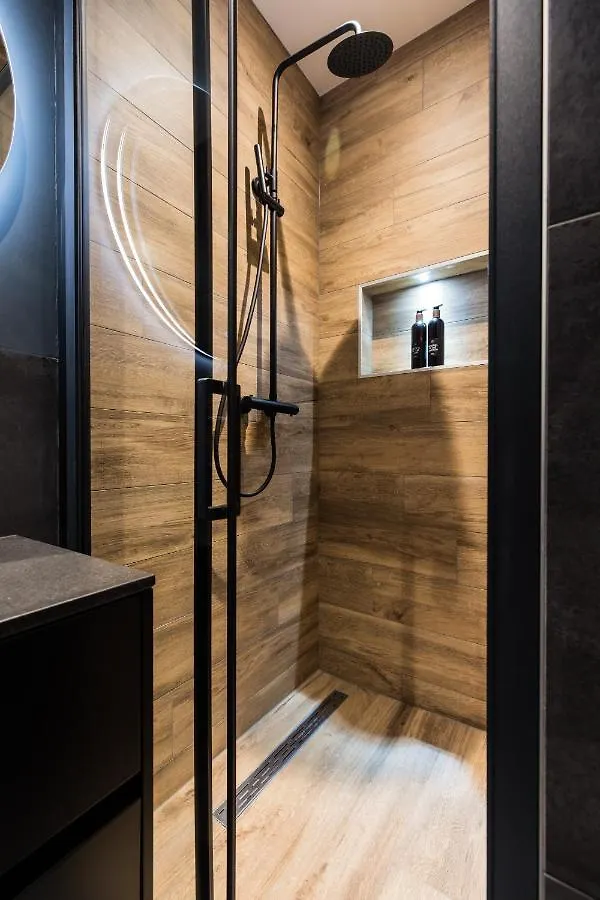 Excellent Listing 'Shiraz' Apartment The Hague 0*,